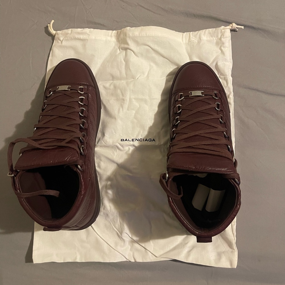 Balenciaga Men's Burgundy Sneakers